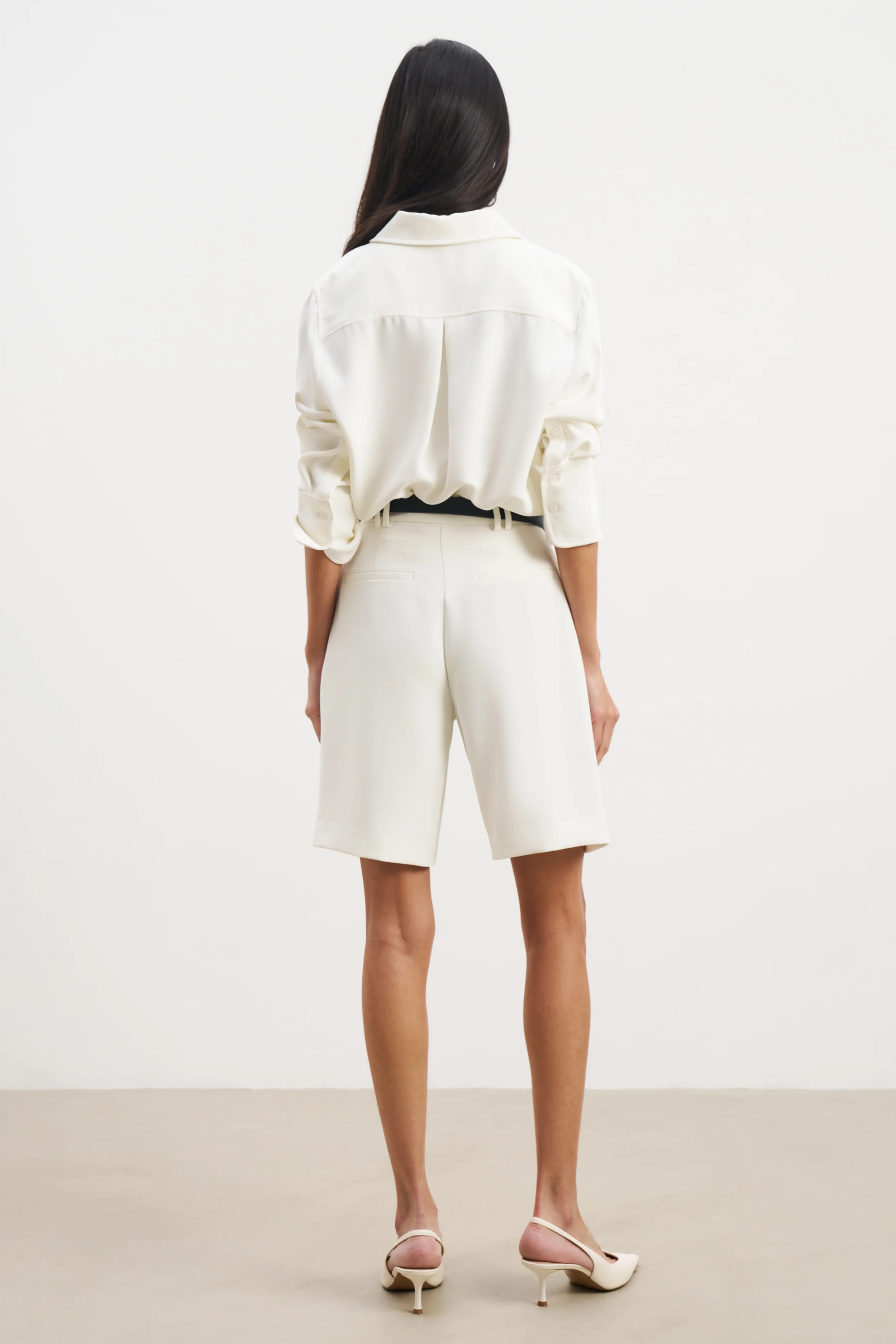 Effortless Oversized Shirt - White - Image 4
