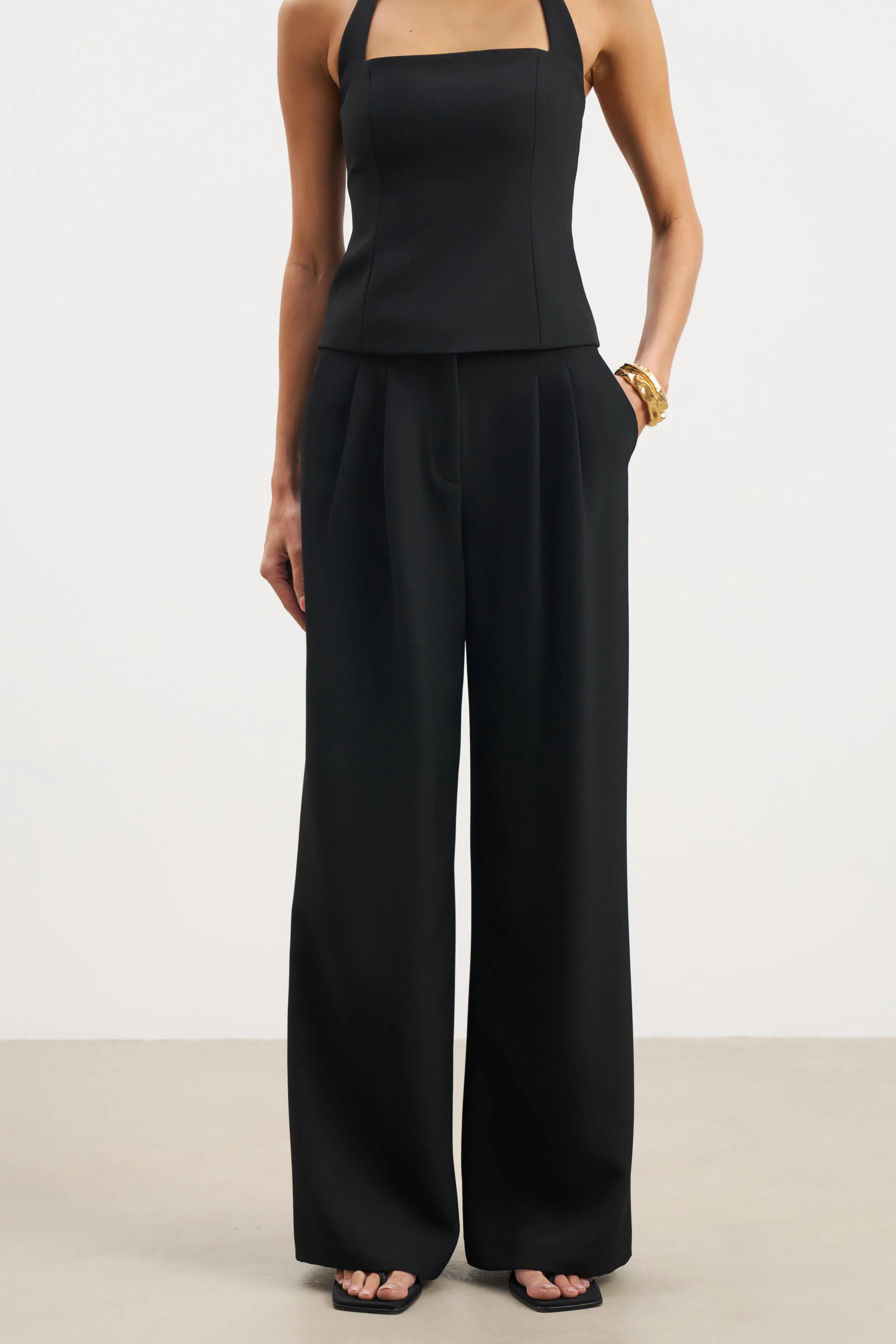 Effortless Pleated Wide Leg Trousers - Black - Image 8