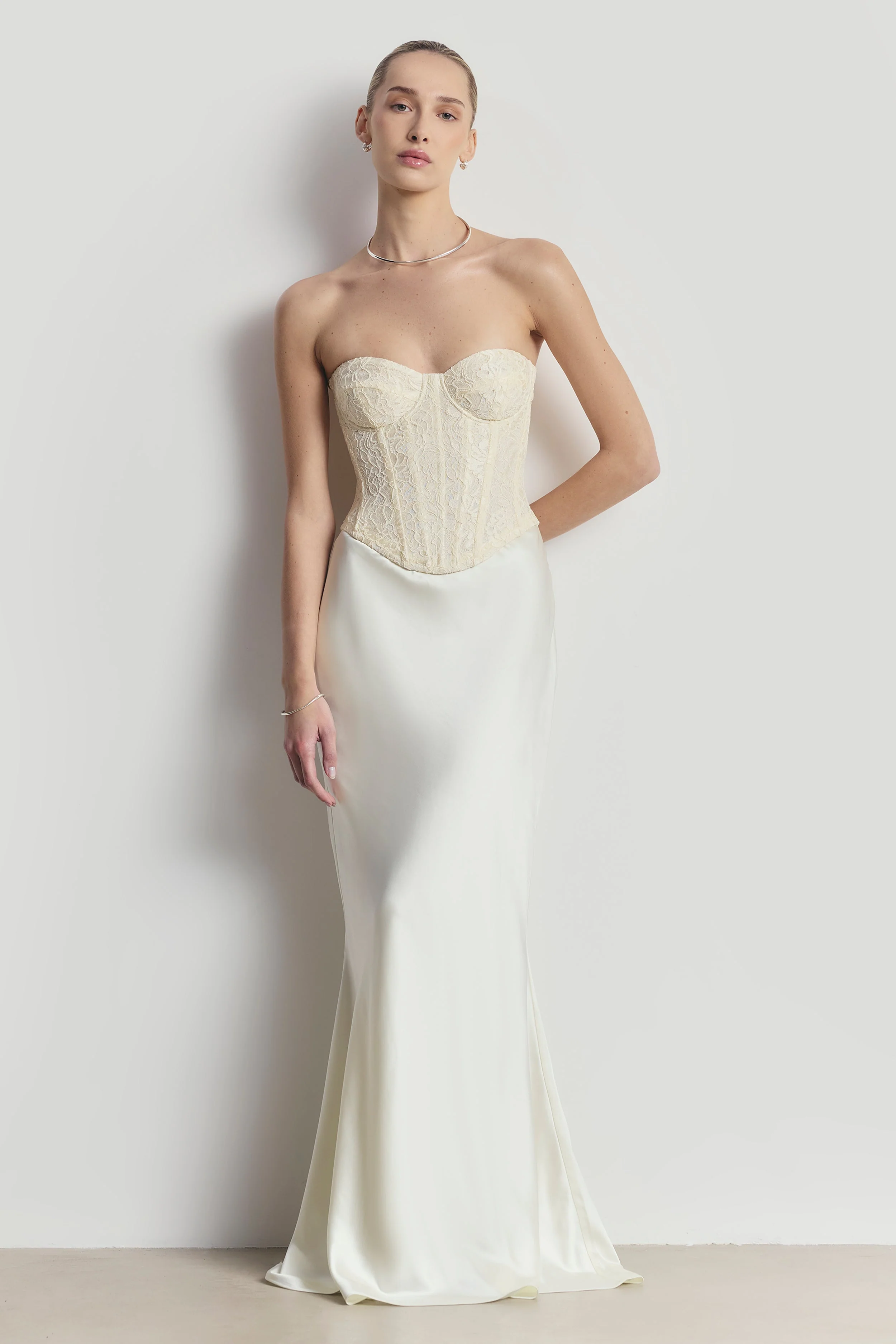 Lace Corset Gown with Sweetheart Neckline - Cream - Image 4