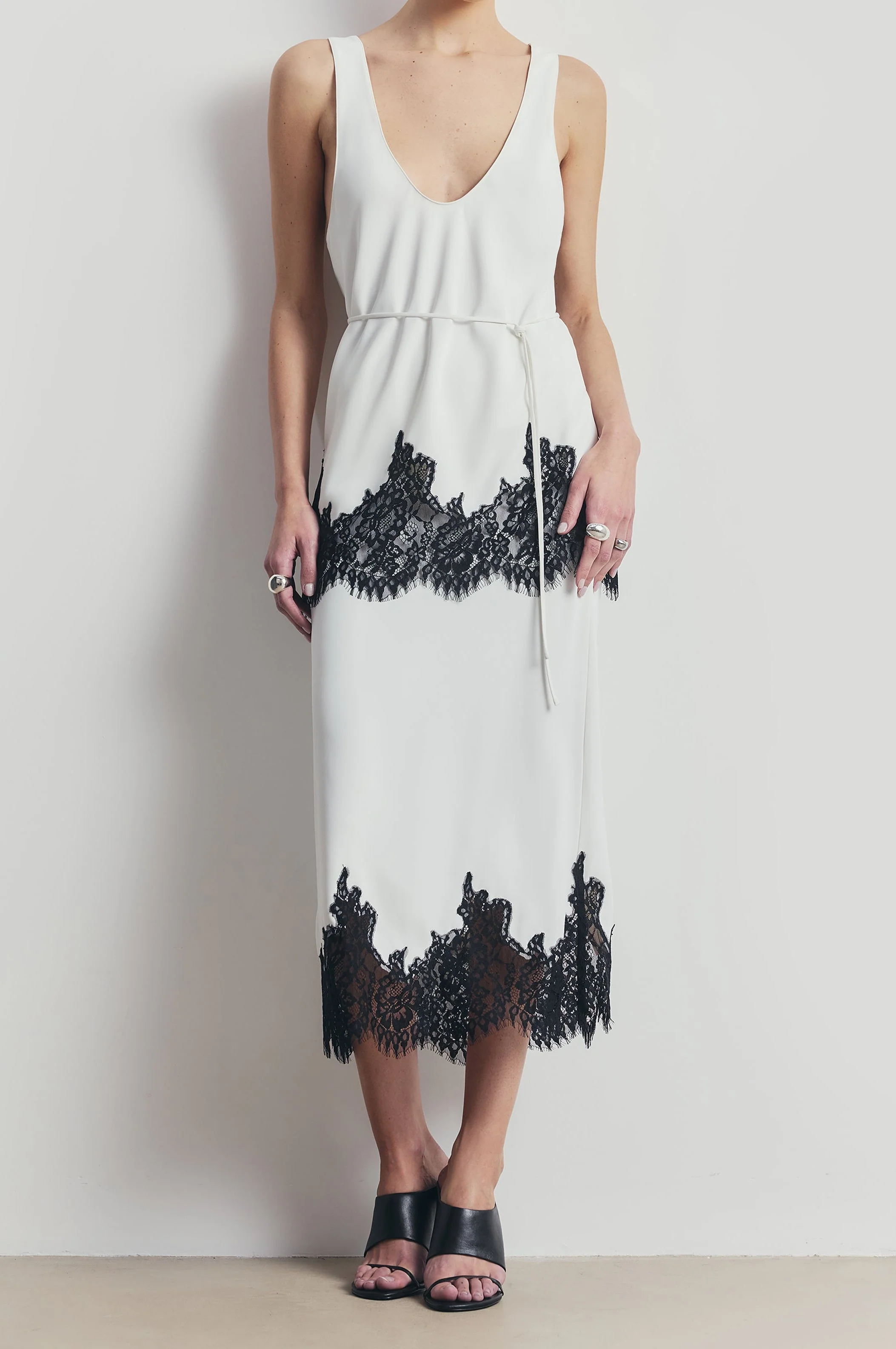 Lace Hem Column Maxi Skirt - White - Image 3