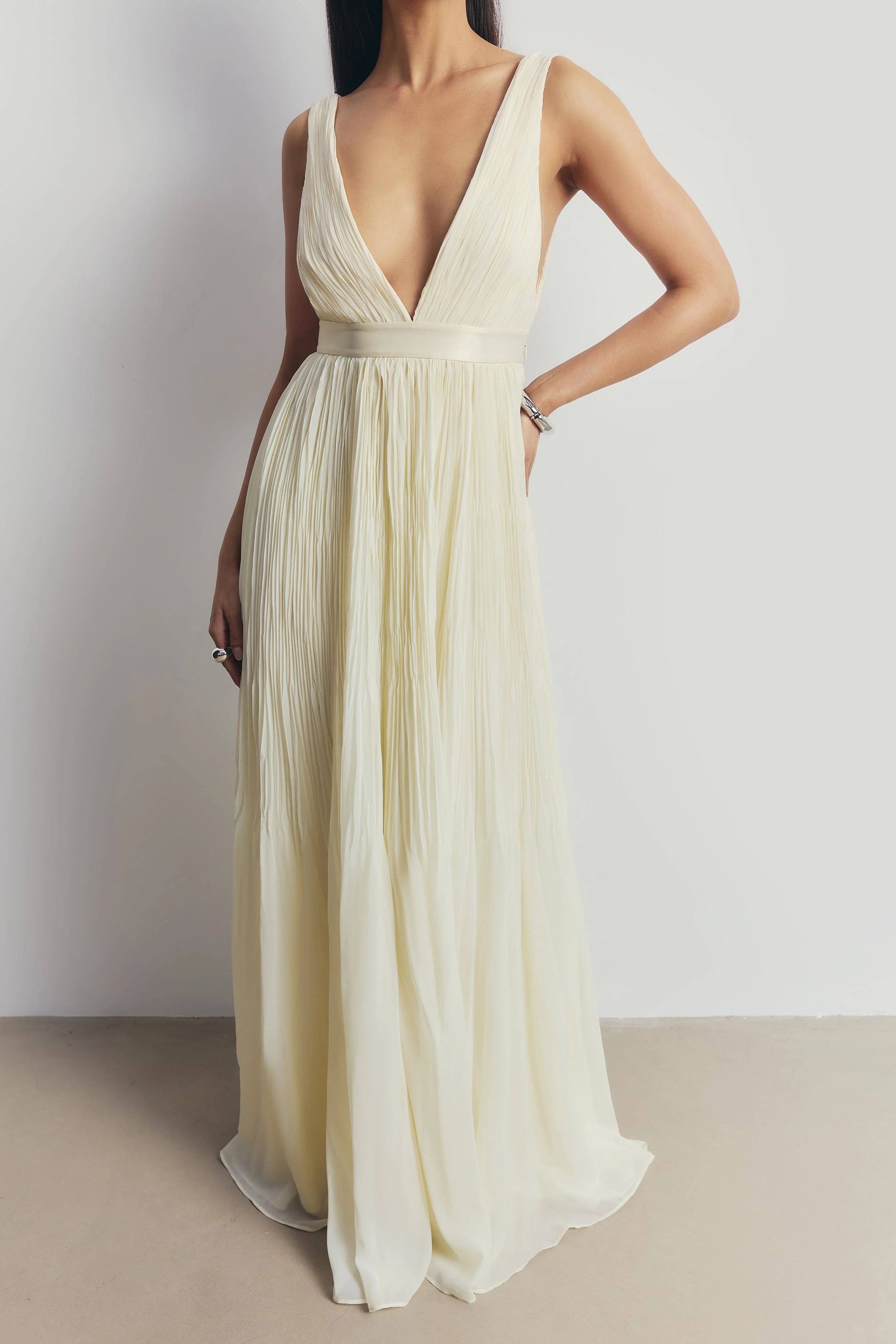 Pleated Chiffon Plunging V Neck Gown - Buttermilk - Image 5