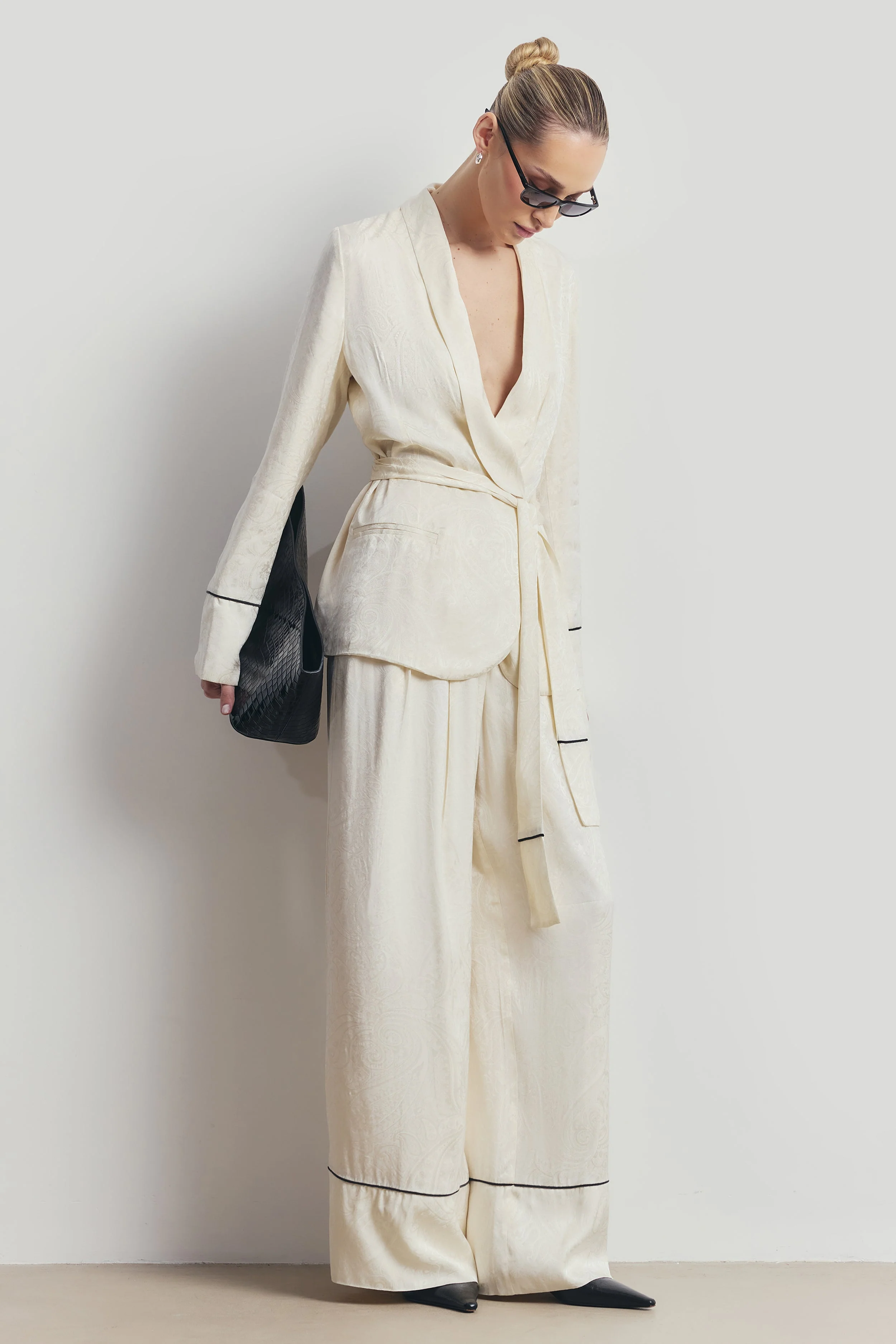 Pleated Jacquard Wide Leg Trousers - Cream - Image 5