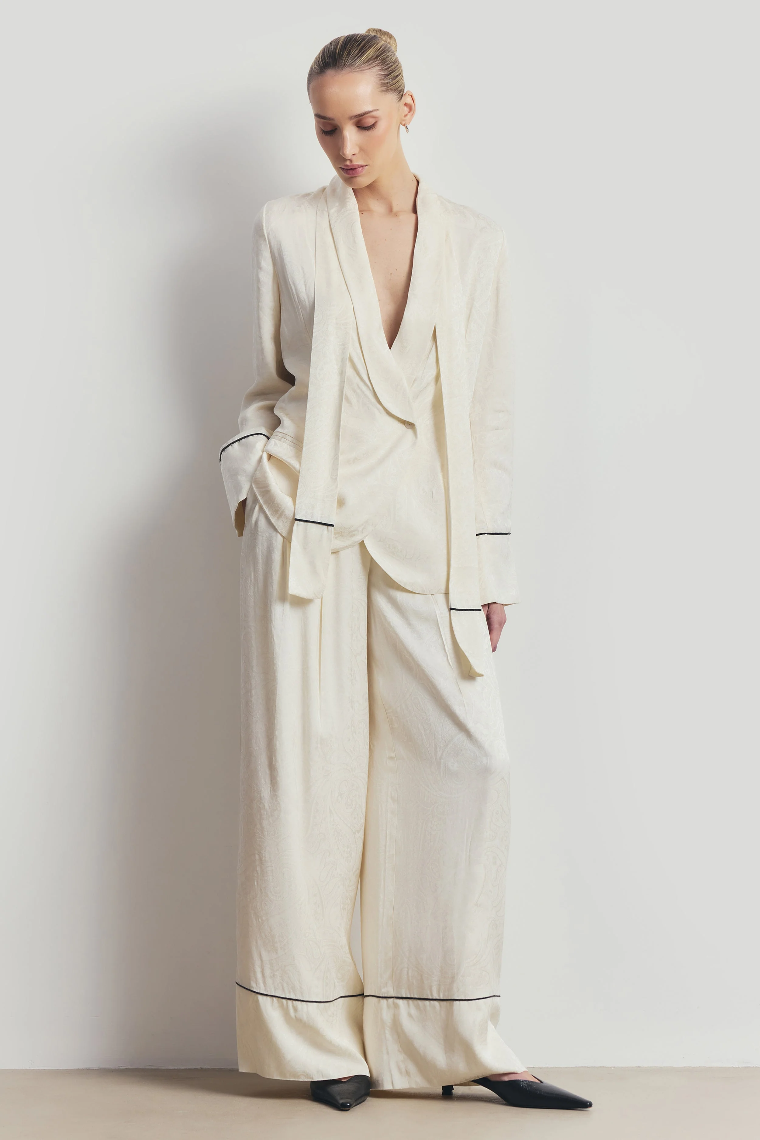 Pleated Jacquard Wide Leg Trousers - Cream - Image 7