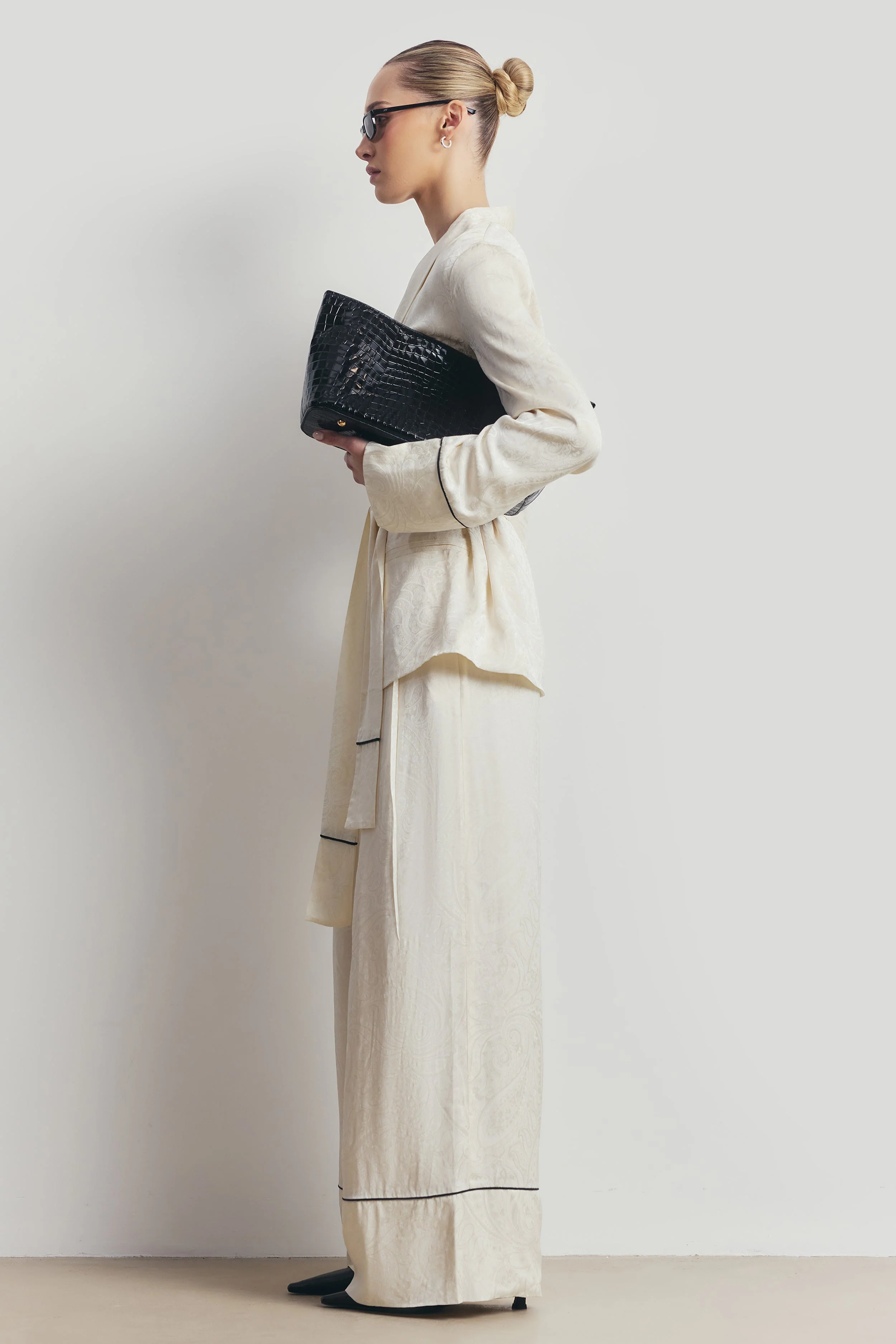 Pleated Jacquard Wide Leg Trousers - Cream - Image 9