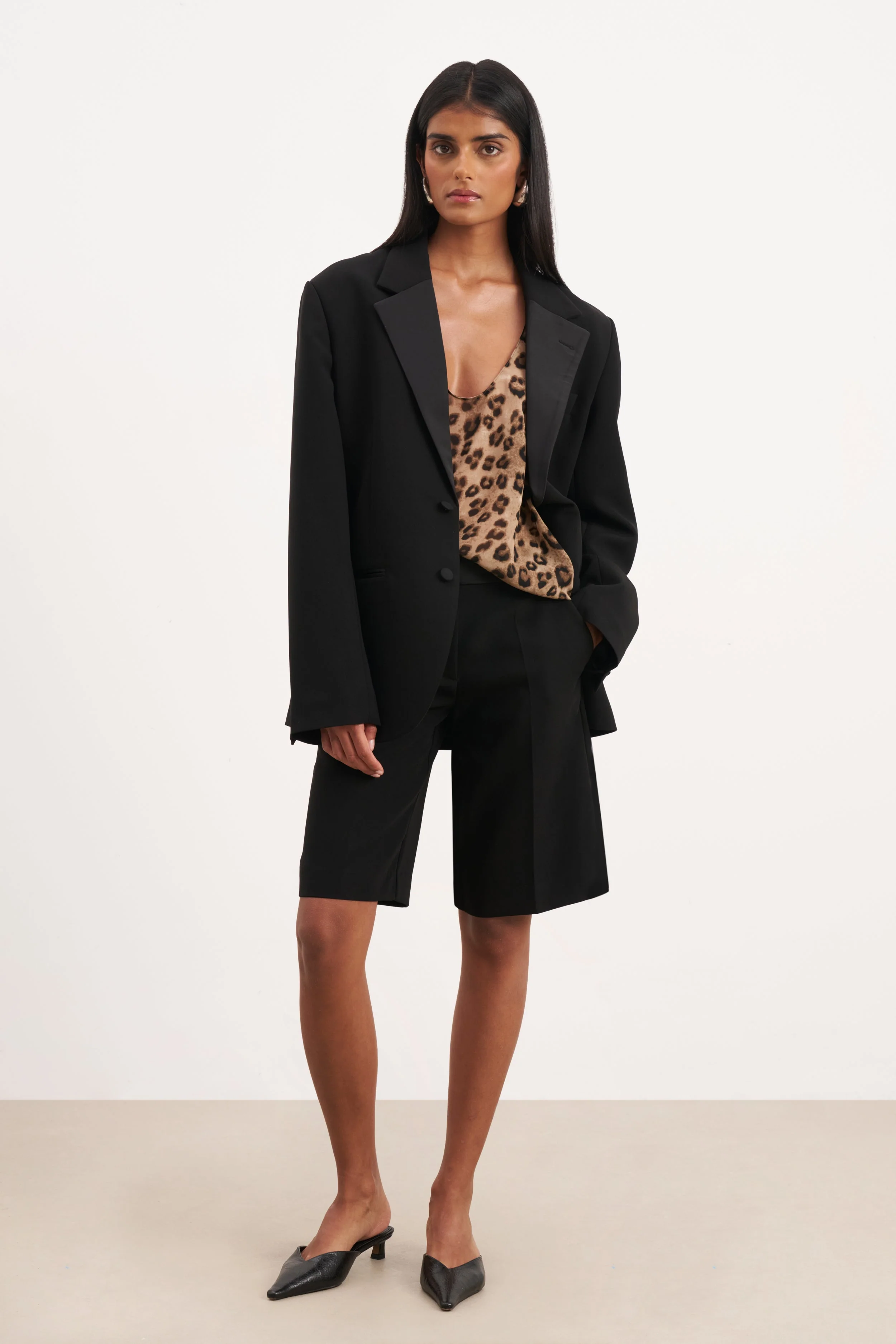 Satin Detail Single Breasted Blazer - Black - Image 5