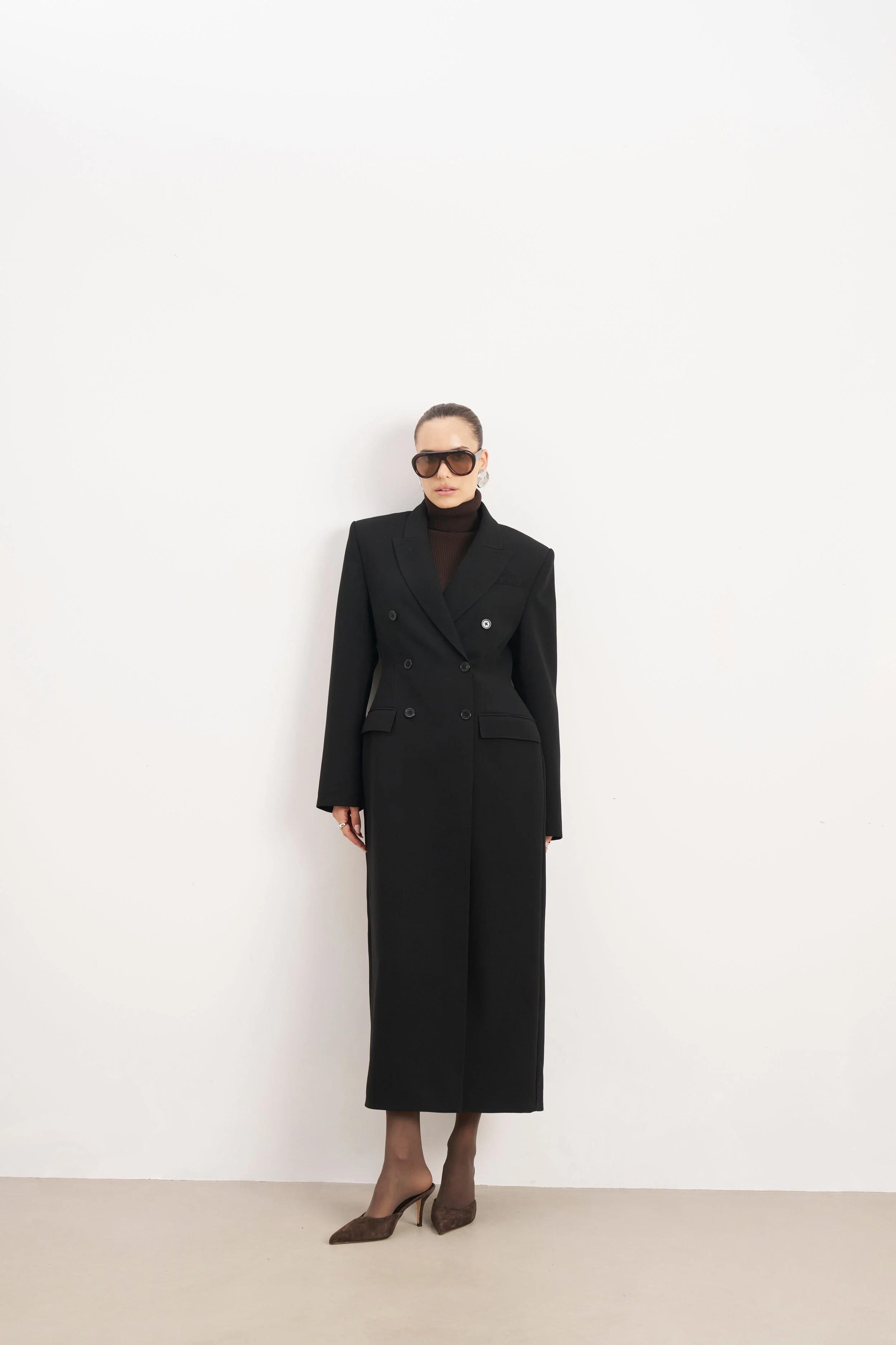 Structured Double Breasted Hourglass Coat - Black - Image 7