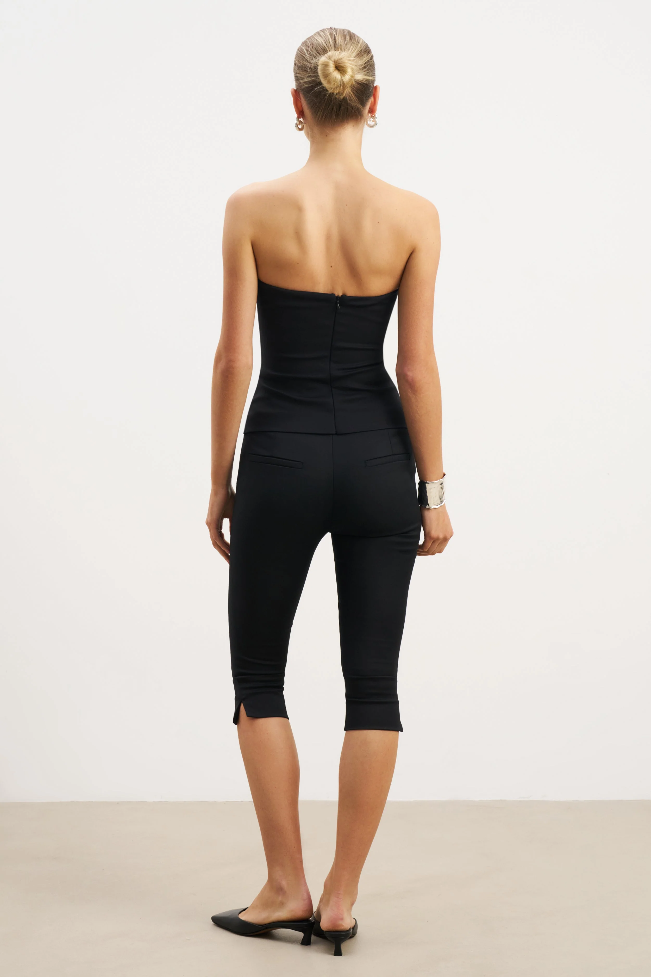Tailored Capri Leggings - Black - Image 7