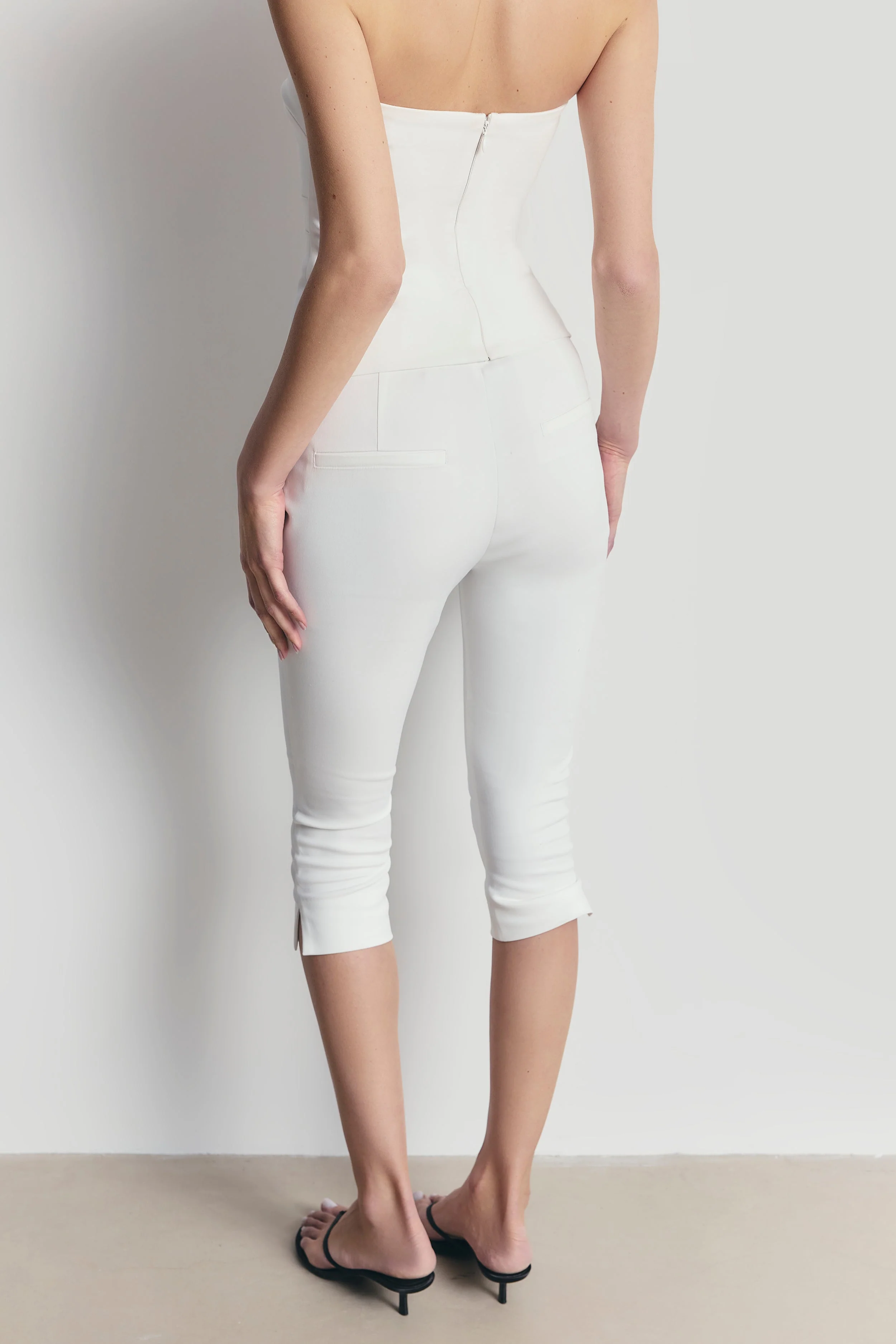 Tailored Capri Leggings - White - Image 4