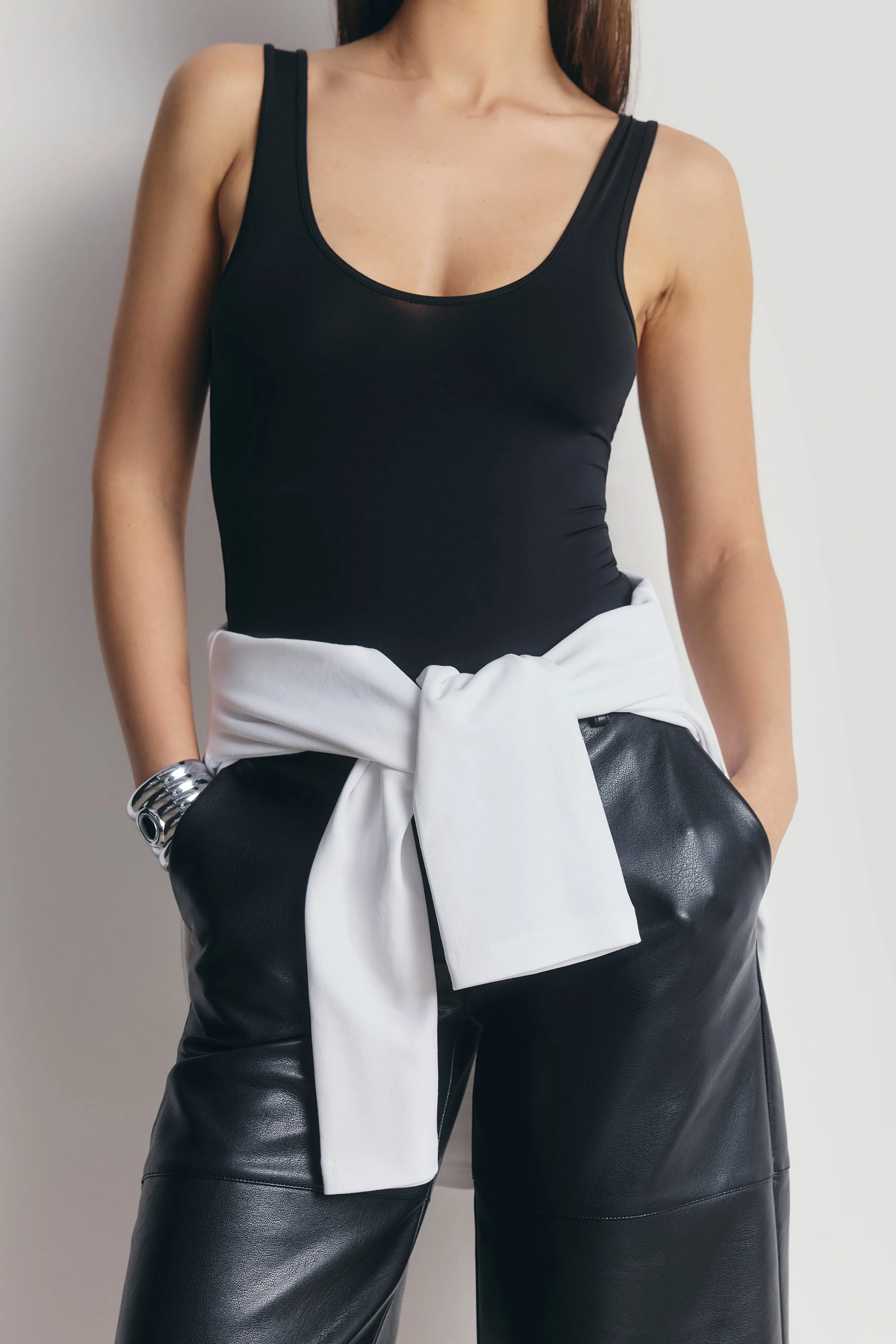 Tailored Leather Longline Shorts - Black - Image 7